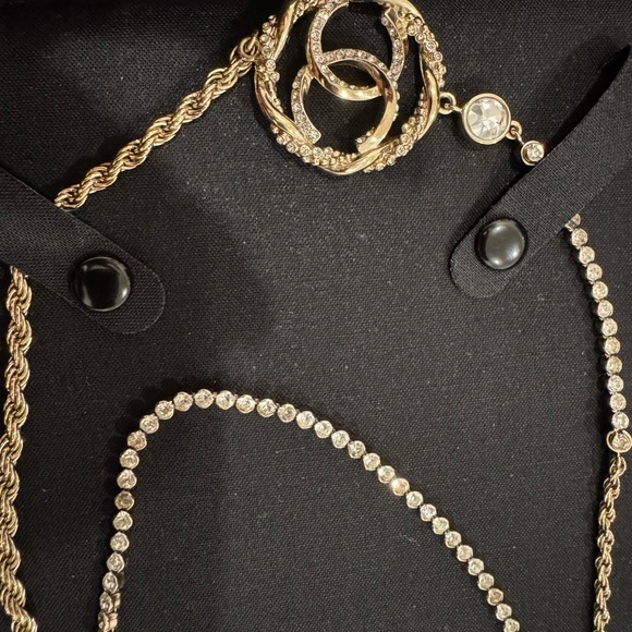 Chanel Crystal Necklace - Picture 4 of 6